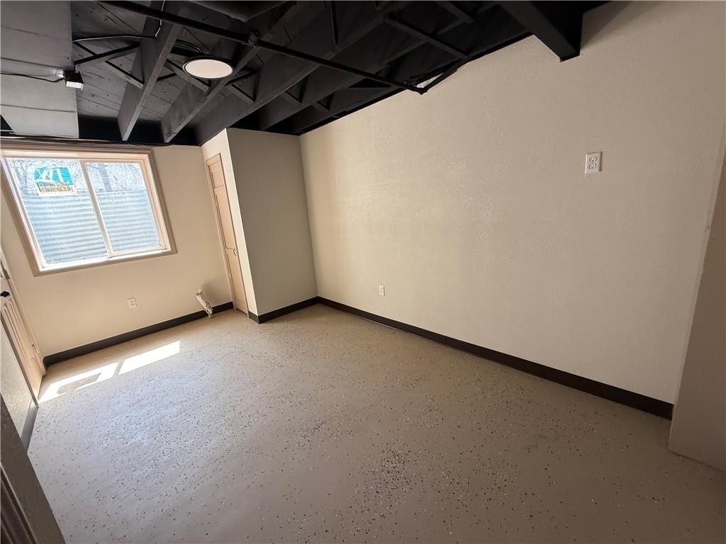 605 W Dakota Street — photo 43