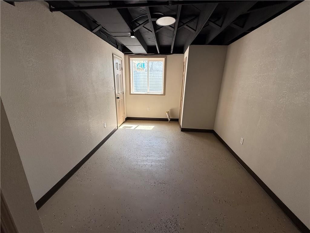 605 W Dakota Street — photo 45