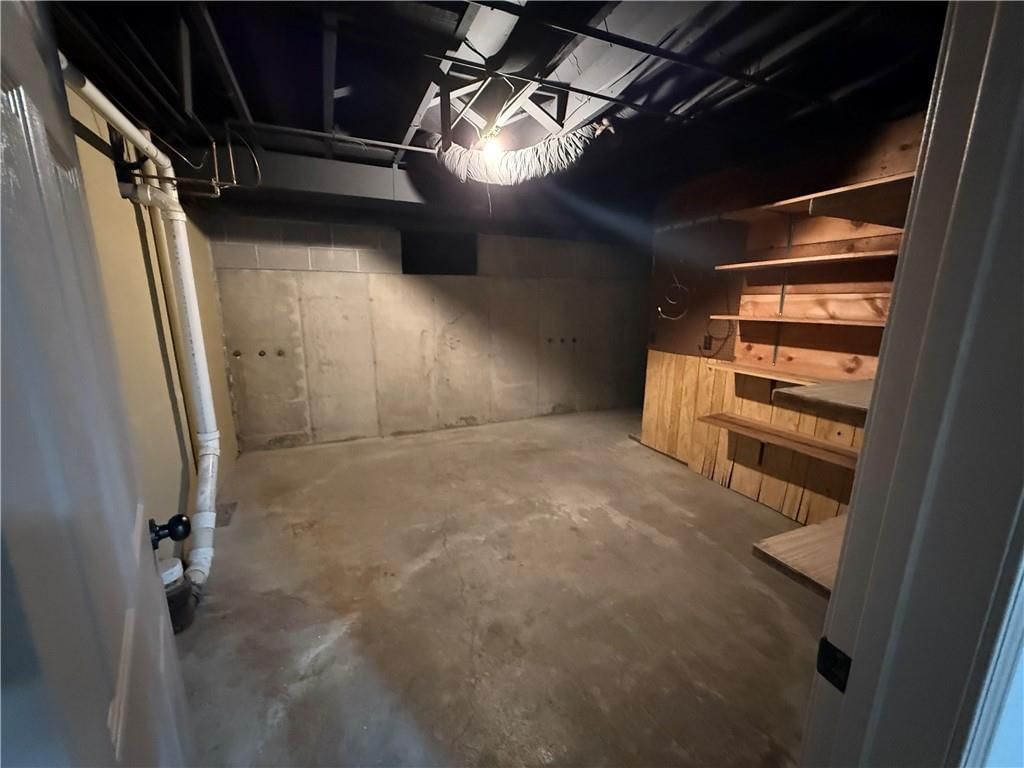 605 W Dakota Street — photo 47