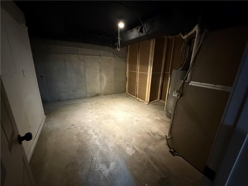 605 W Dakota Street — photo 48