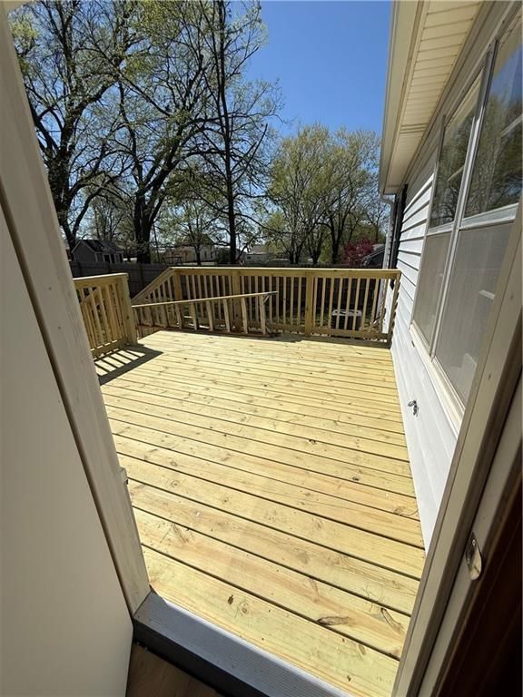 605 W Dakota Street — photo 61