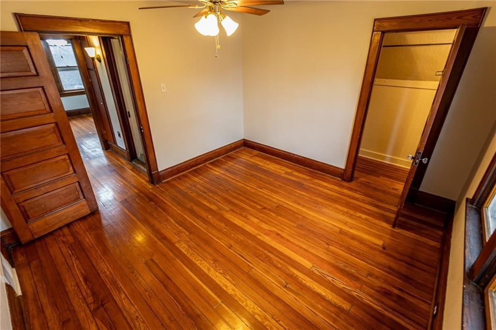 4402 Windsor Avenue — photo 7