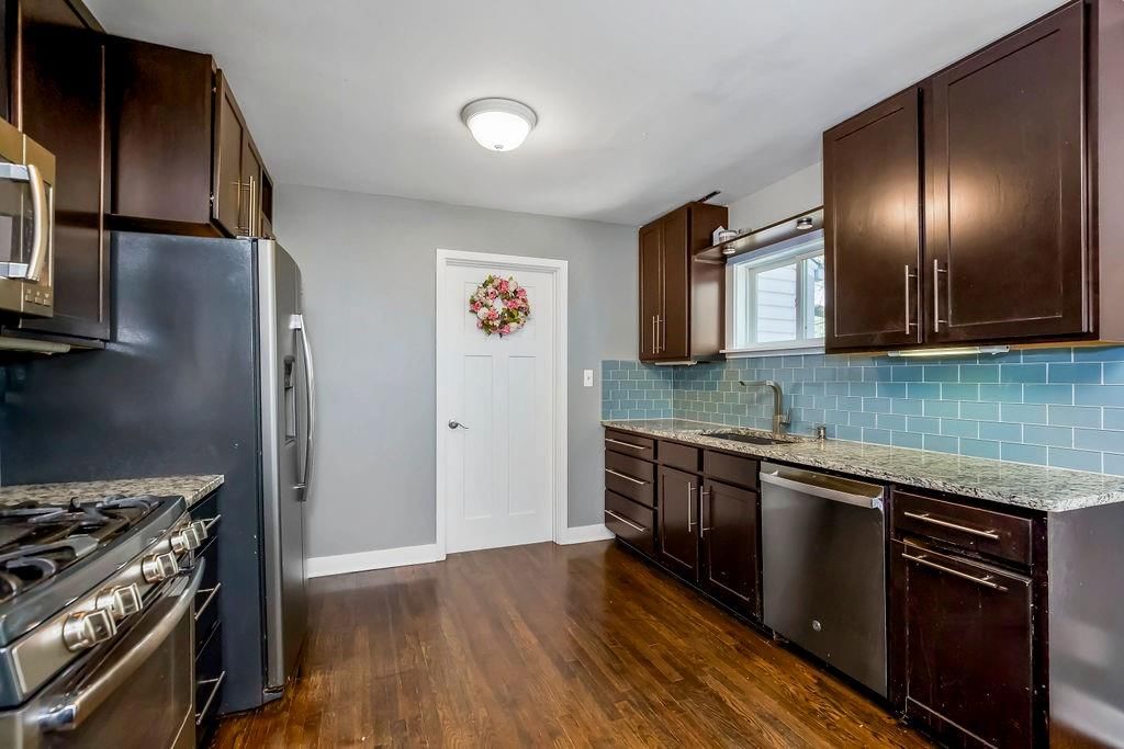 5316 W 76th Terrace — photo 11