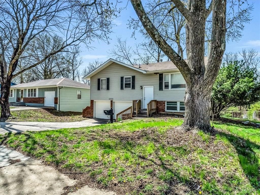 5220 OVERTON Avenue — photo 2