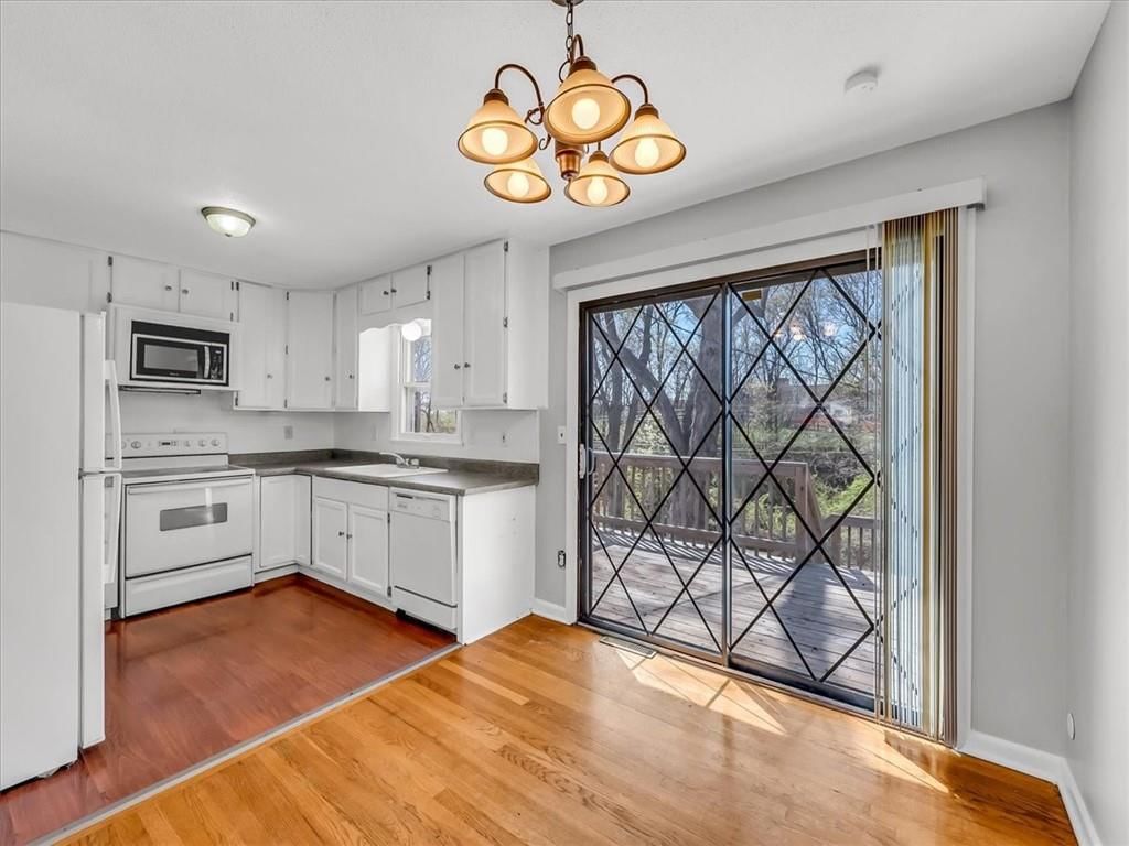 5220 OVERTON Avenue — photo 14