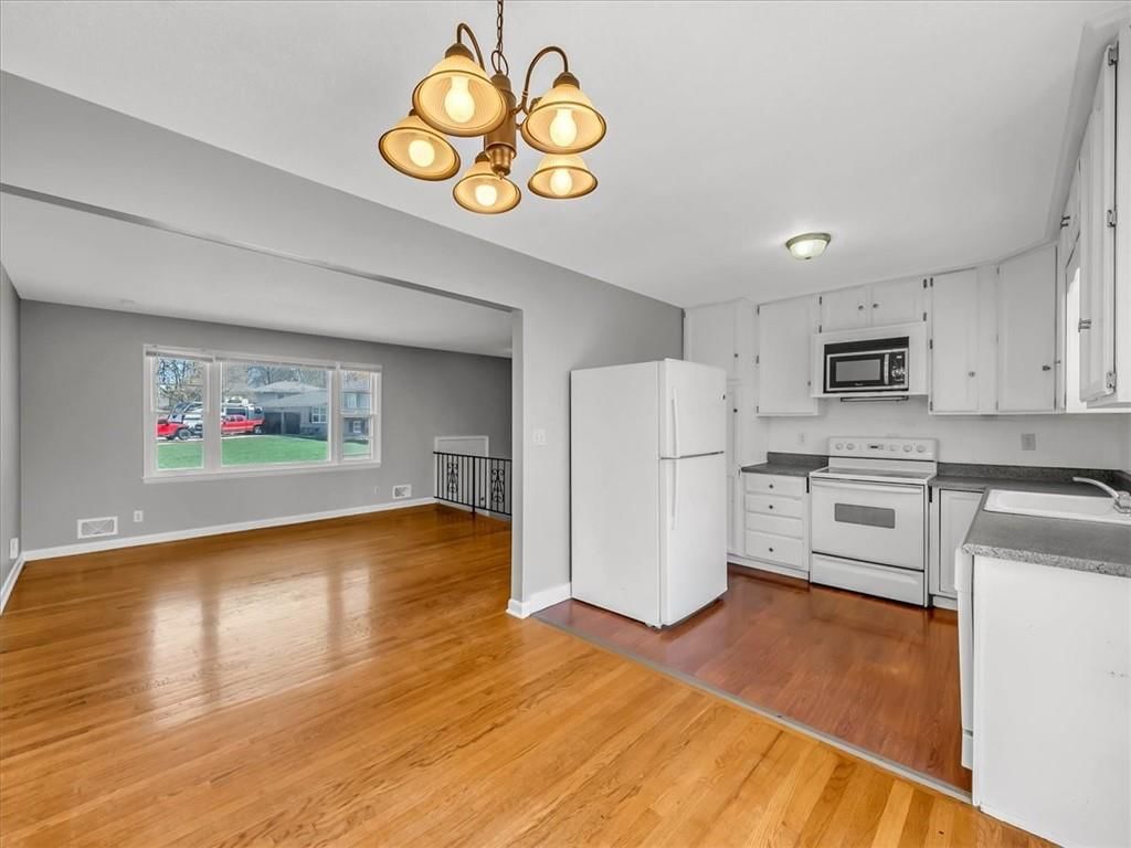 5220 OVERTON Avenue — photo 15