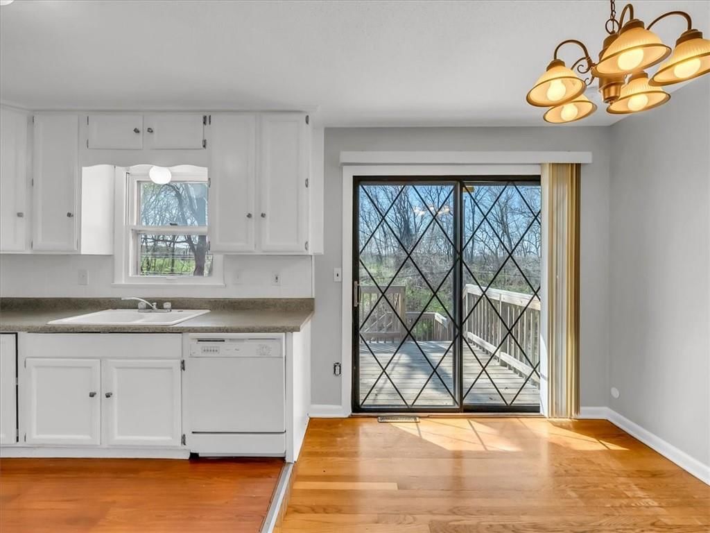 5220 OVERTON Avenue — photo 18