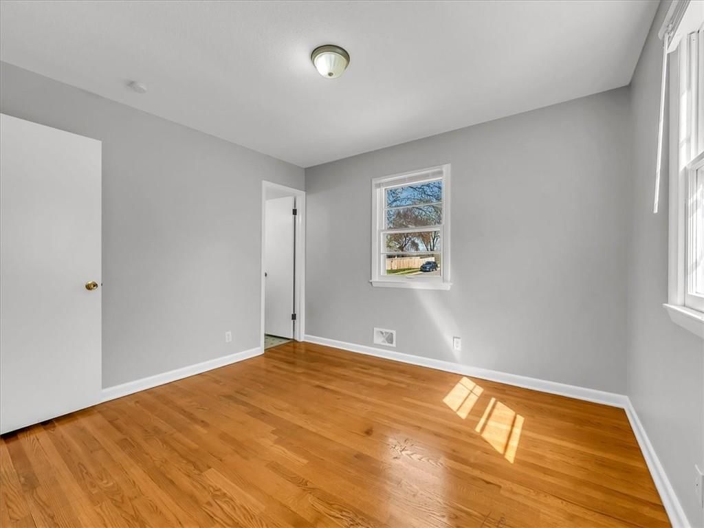 5220 OVERTON Avenue — photo 22