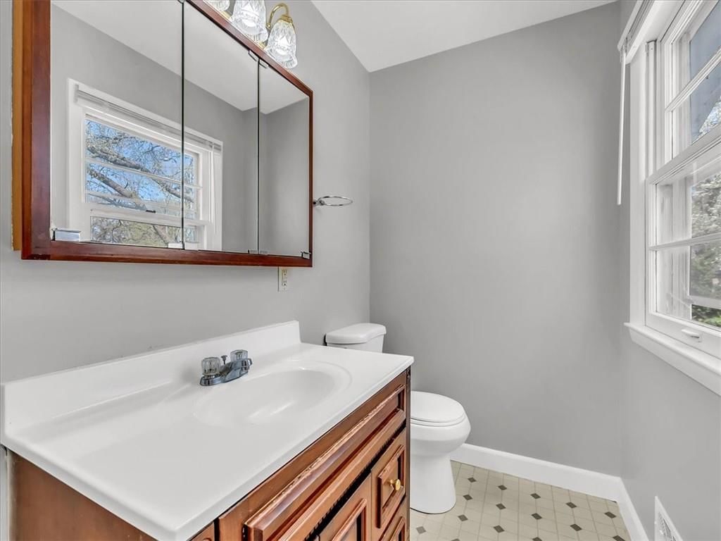 5220 OVERTON Avenue — photo 23