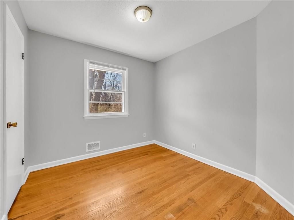 5220 OVERTON Avenue — photo 24