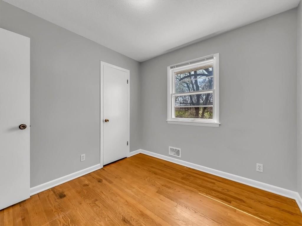 5220 OVERTON Avenue — photo 25