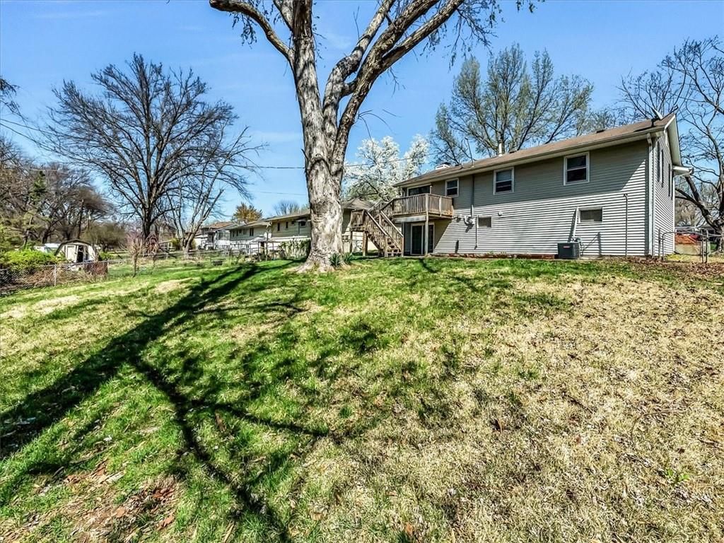 5220 OVERTON Avenue — photo 26