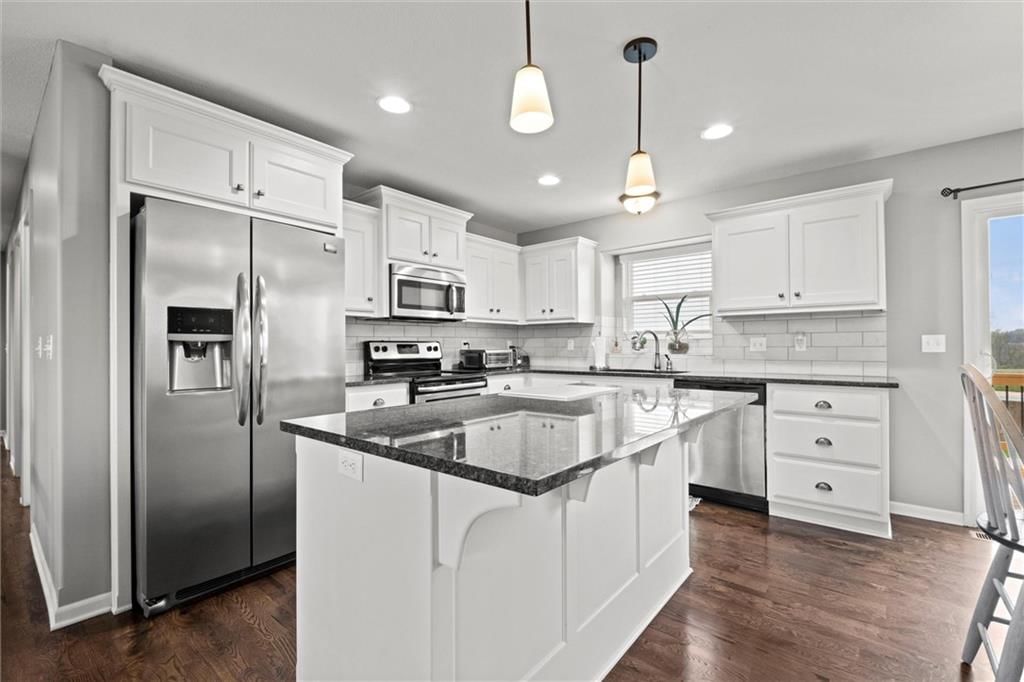 706 Quincy Court — photo 8