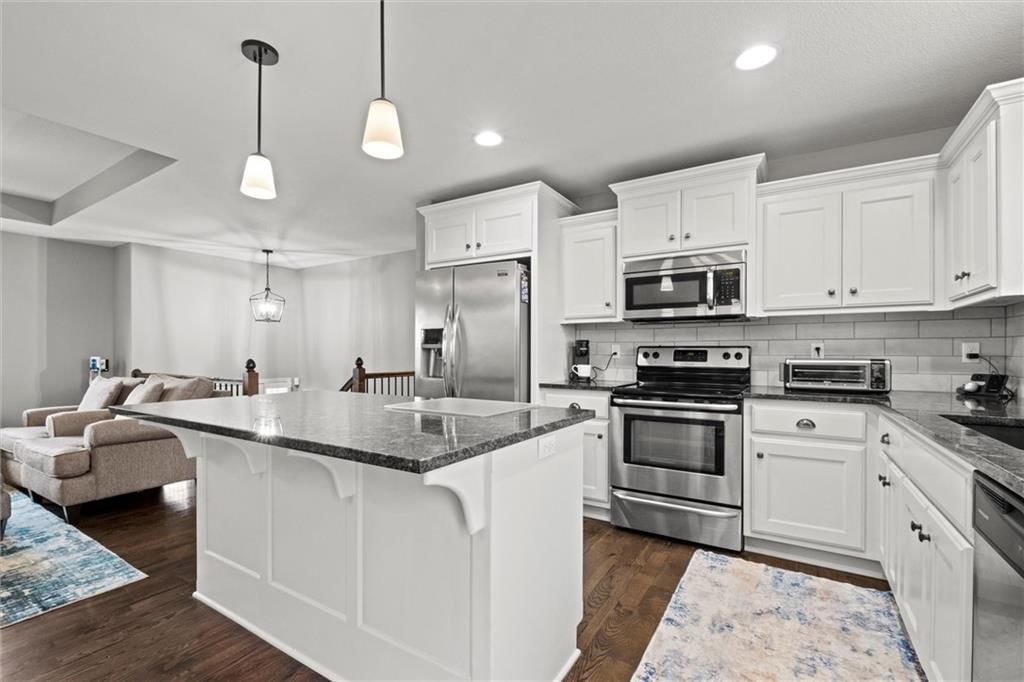 706 Quincy Court — photo 10