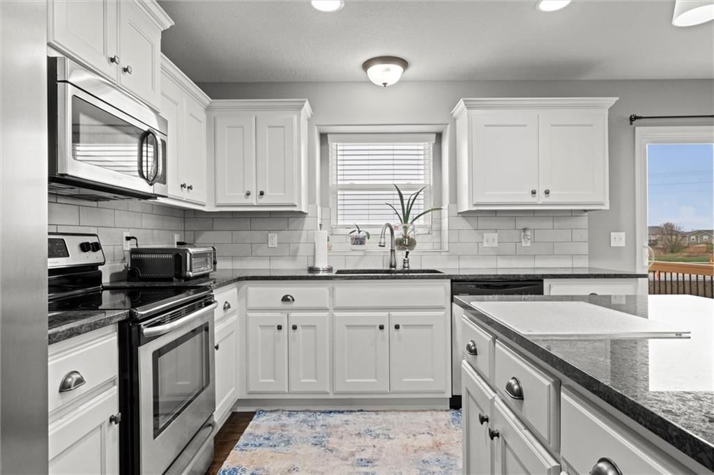 706 Quincy Court — photo 11