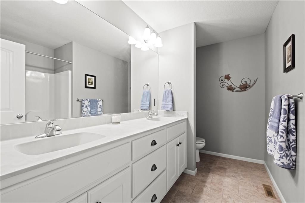 706 Quincy Court — photo 17