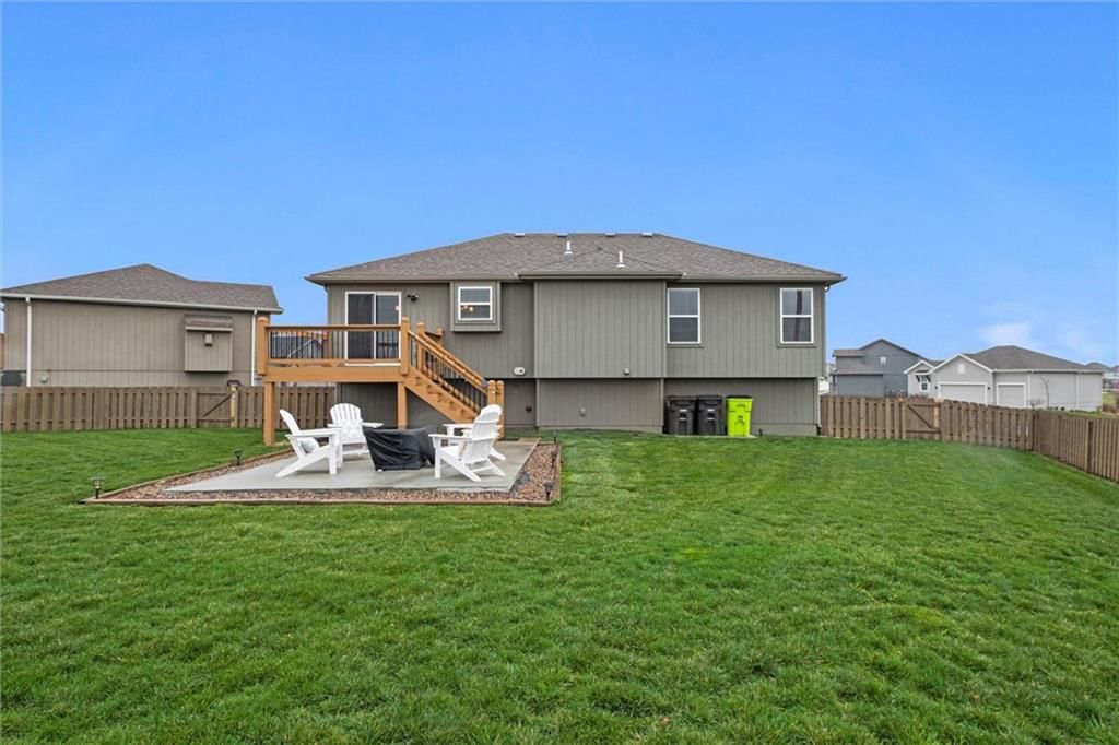 706 Quincy Court — photo 26