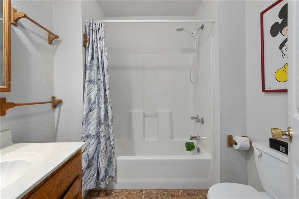 404 NE Harding Street — photo 14