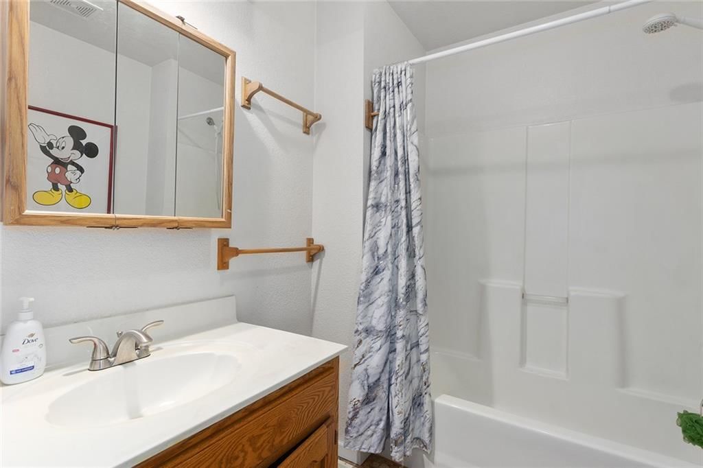 404 NE Harding Street — photo 15