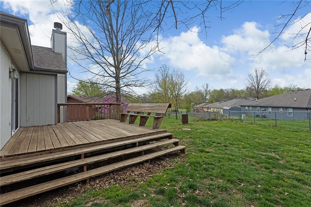 404 NE Harding Street — photo 24