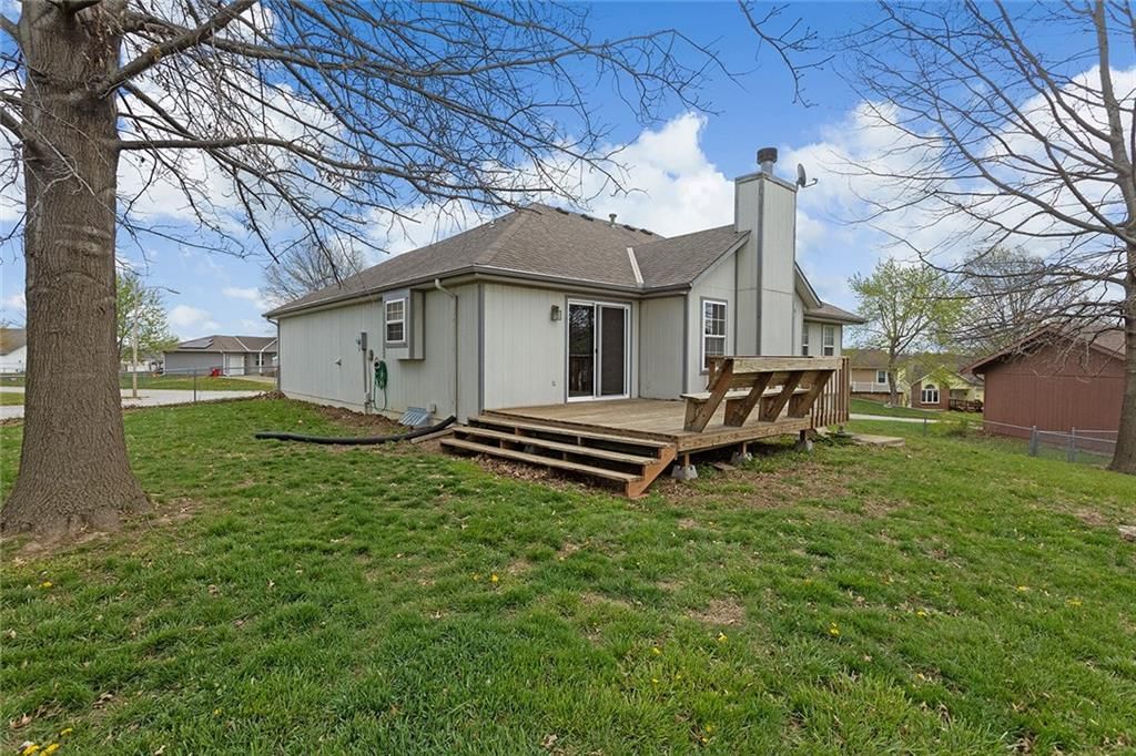 404 NE Harding Street — photo 25