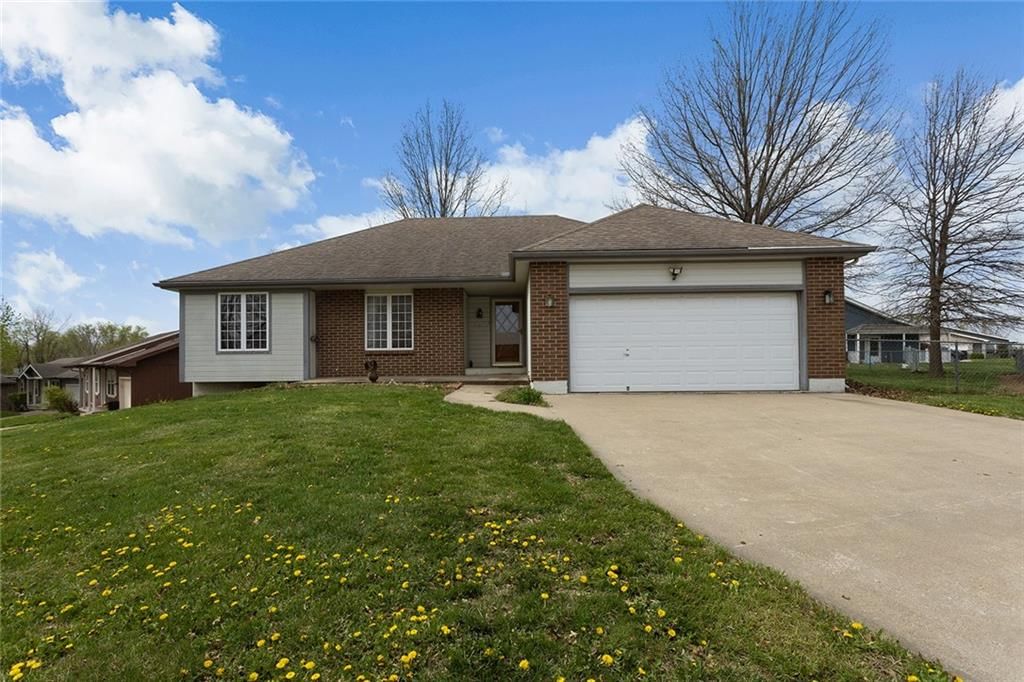 404 NE Harding Street — photo 30