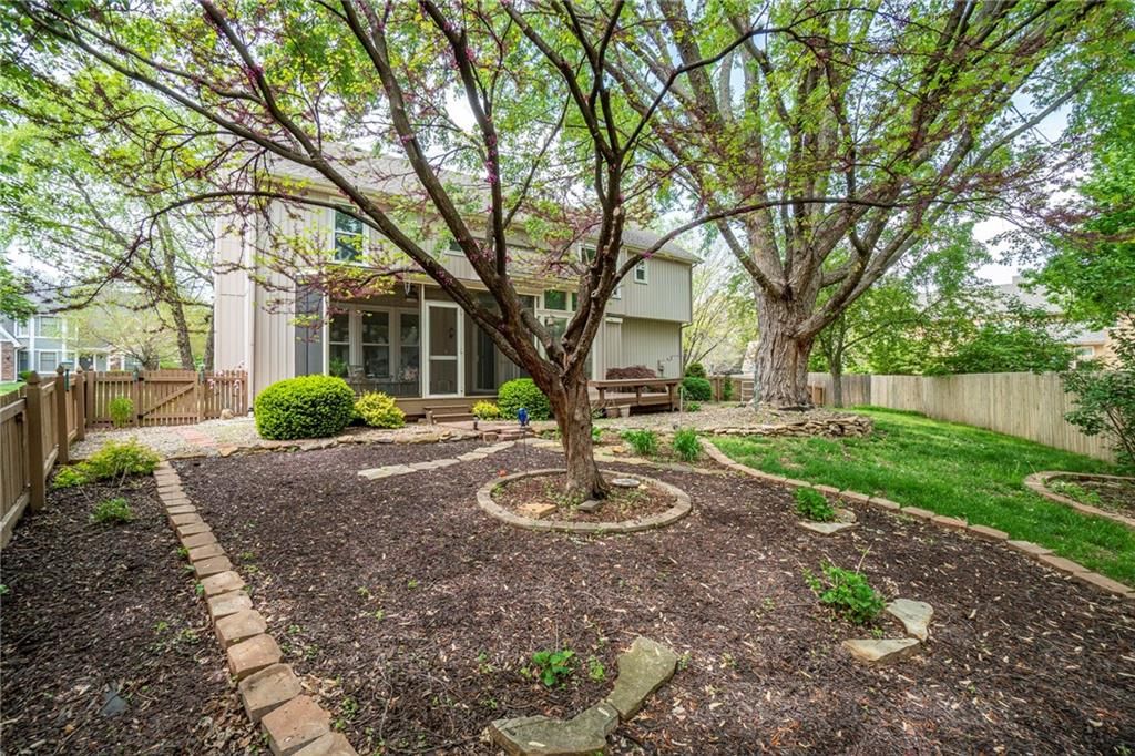 12753 Garnett Street — photo 37