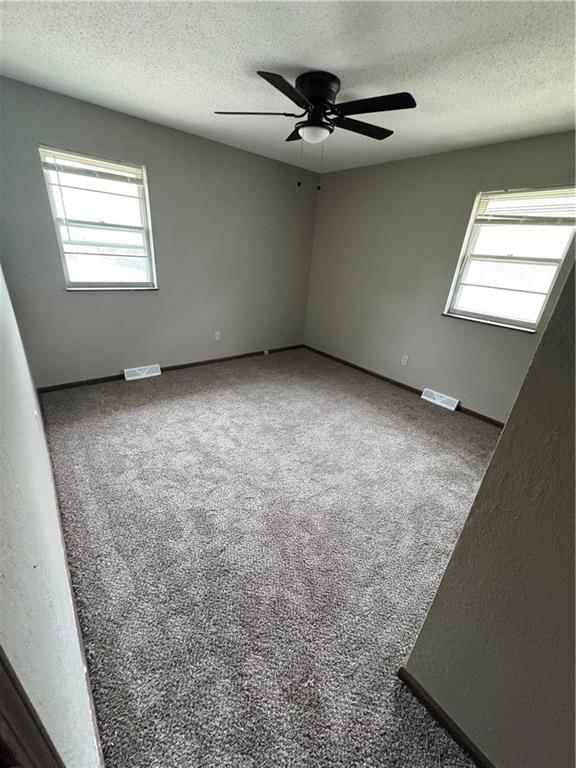 339-341 N Downey Avenue — photo 11