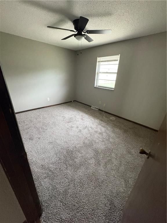 339-341 N Downey Avenue — photo 12