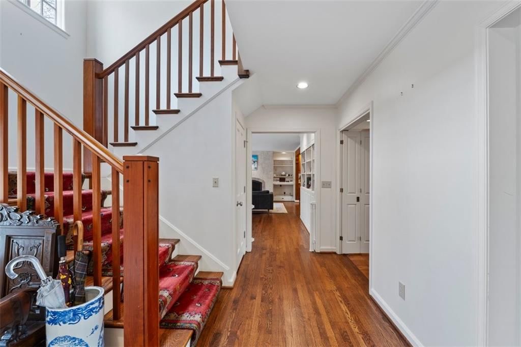 3209 W 68 Street — photo 5