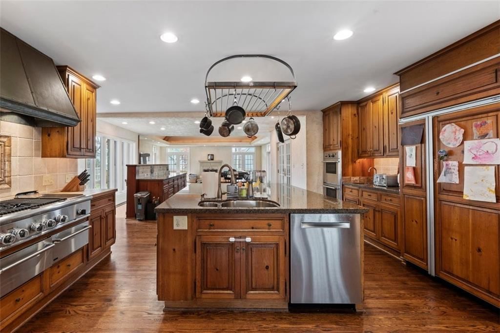 3209 W 68 Street — photo 10