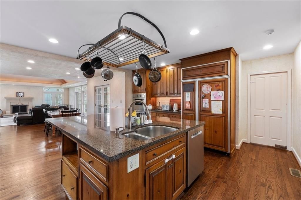 3209 W 68 Street — photo 11