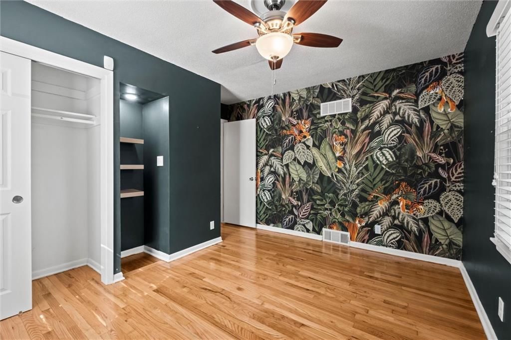7934 Robinson Street — photo 27