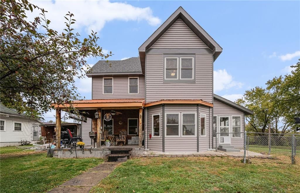 705 E 6th Street — photo 23