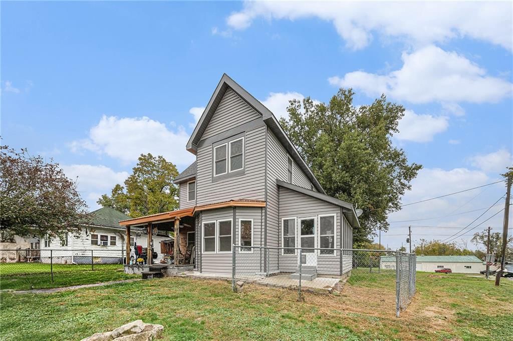 705 E 6th Street — photo 25