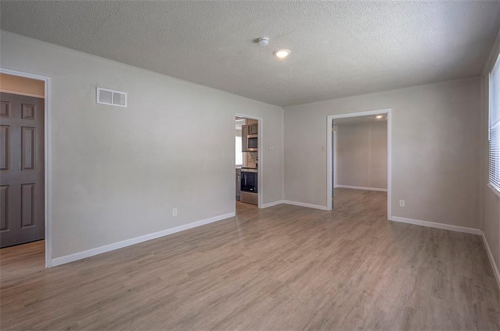 2401 Northeast Pursell Road — photo 7