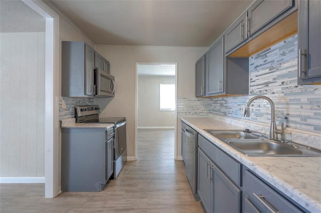 2401 Northeast Pursell Road — photo 10