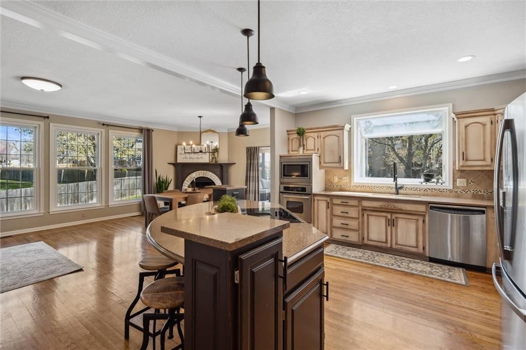 8913 W 131st Street — photo 10