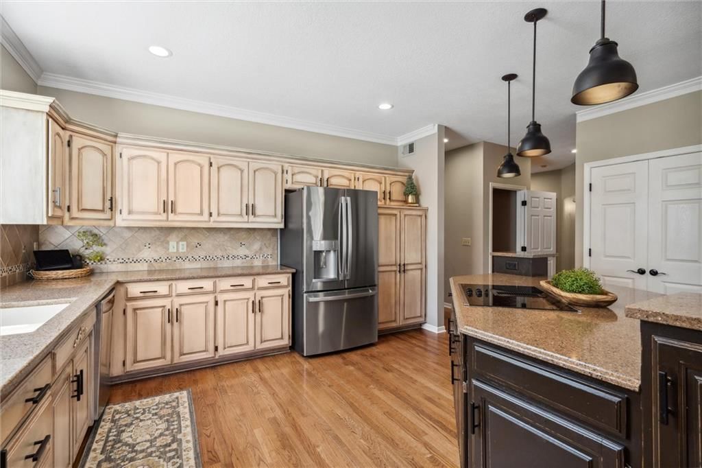 8913 W 131st Street — photo 12