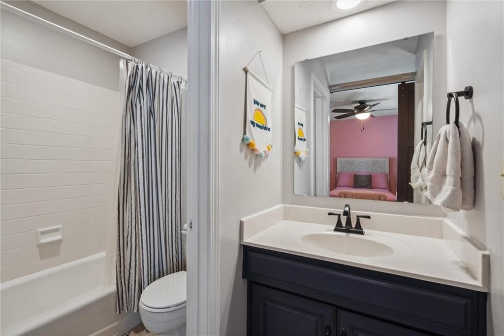 8913 W 131st Street — photo 24