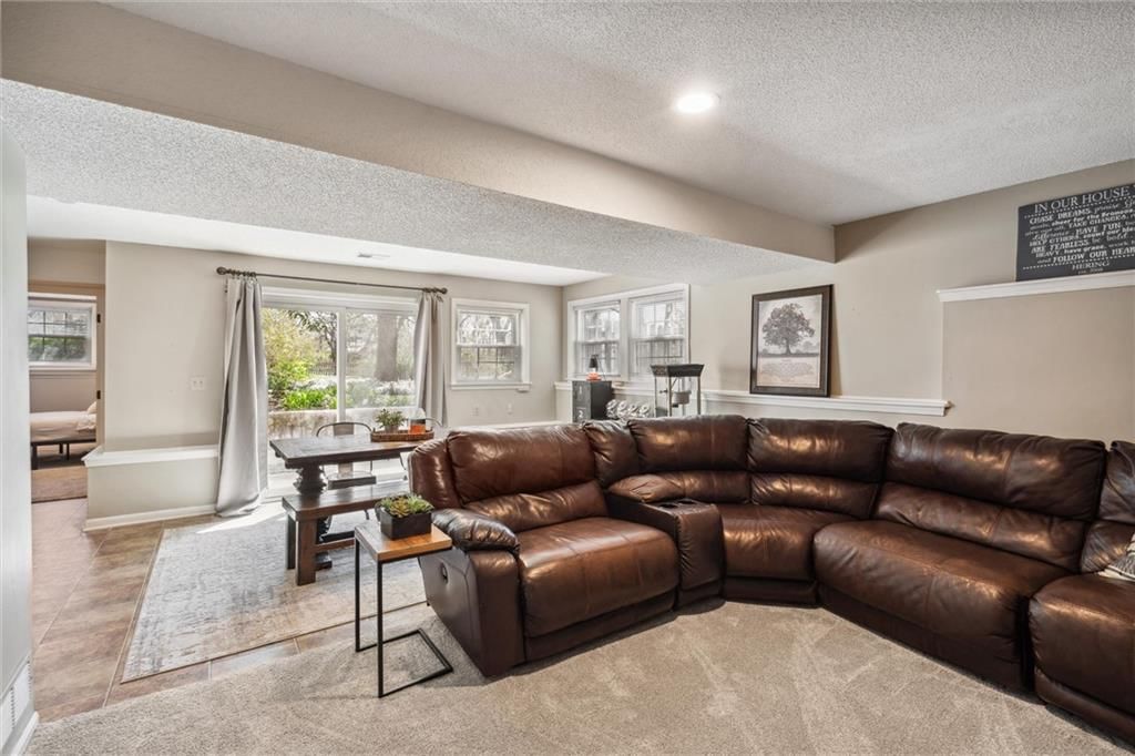 8913 W 131st Street — photo 29