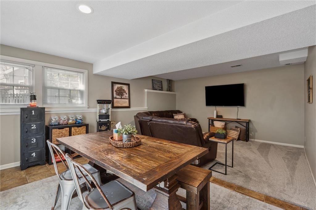 8913 W 131st Street — photo 30