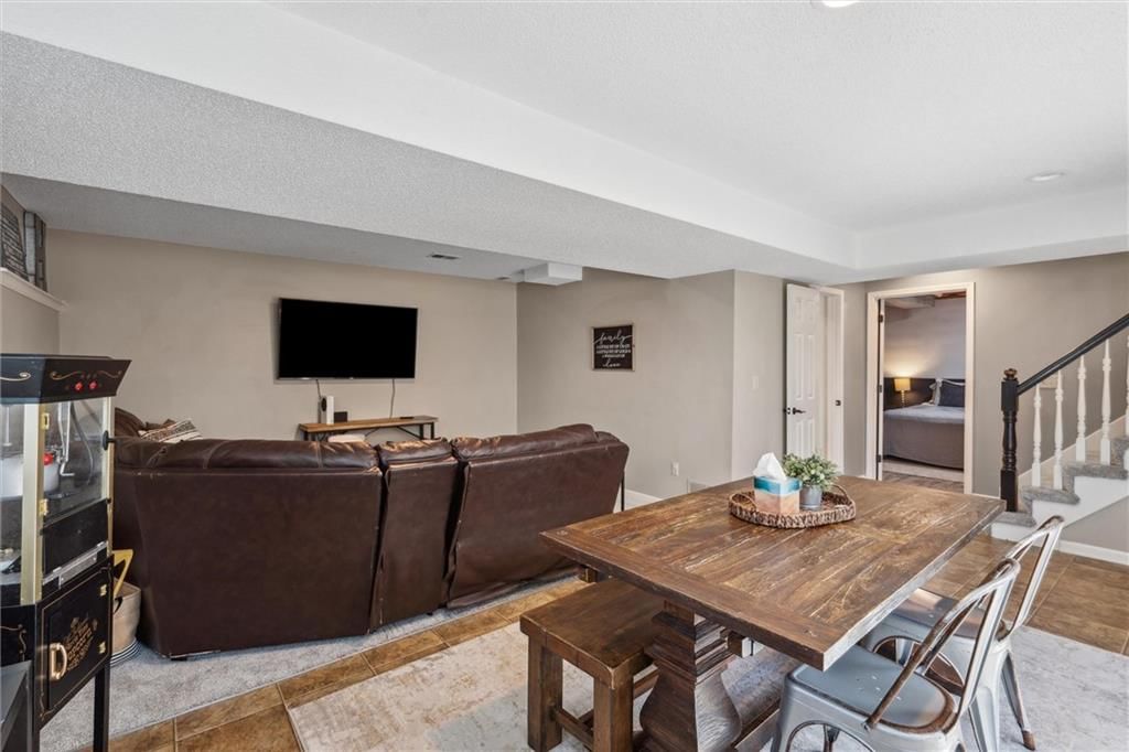 8913 W 131st Street — photo 31
