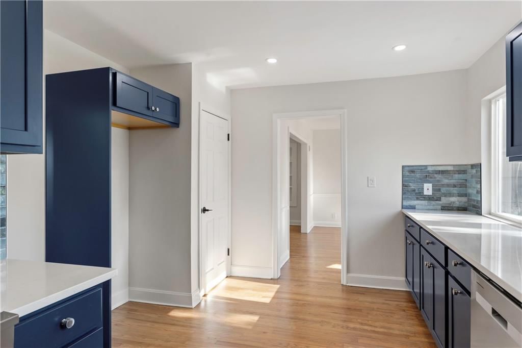 5232 Clark Drive — photo 11