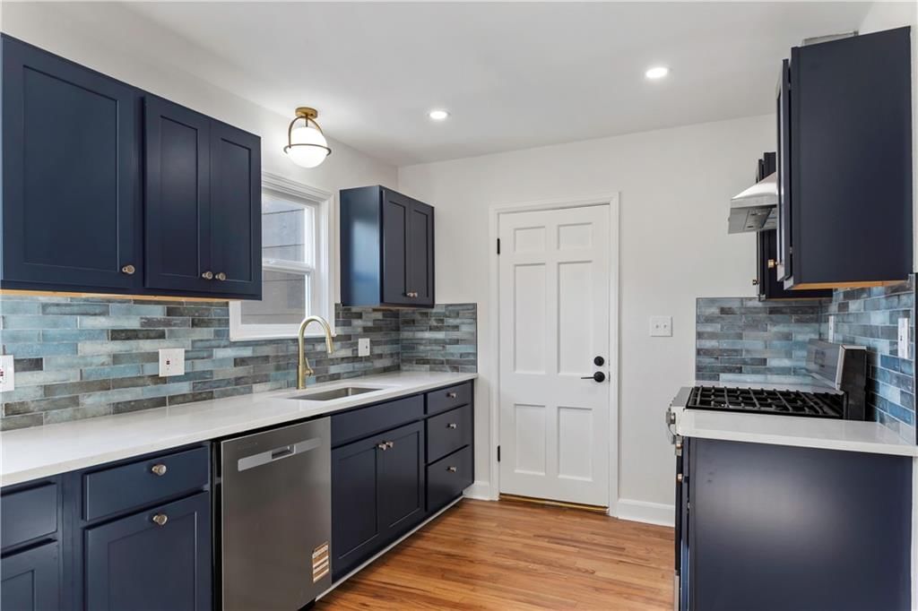 5232 Clark Drive — photo 12