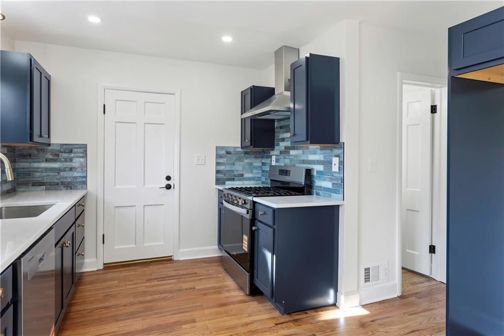 5232 Clark Drive — photo 13
