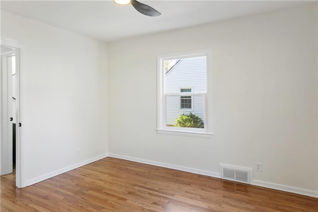 5232 Clark Drive — photo 15