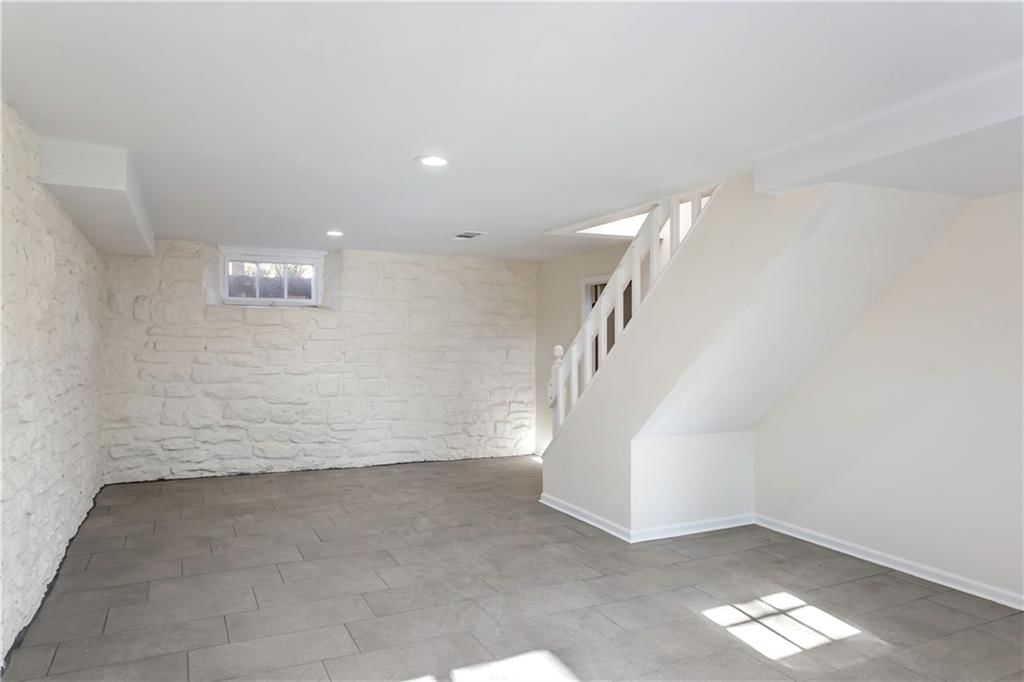 5232 Clark Drive — photo 28