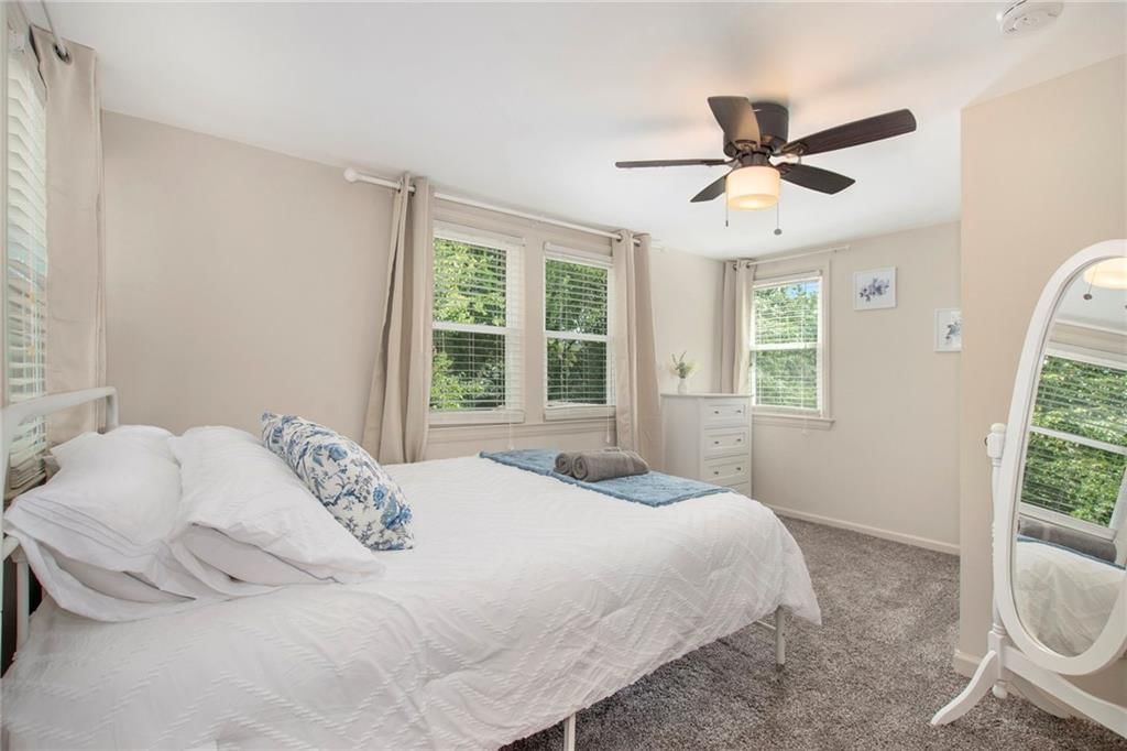 8137 WARD Parkway — photo 14