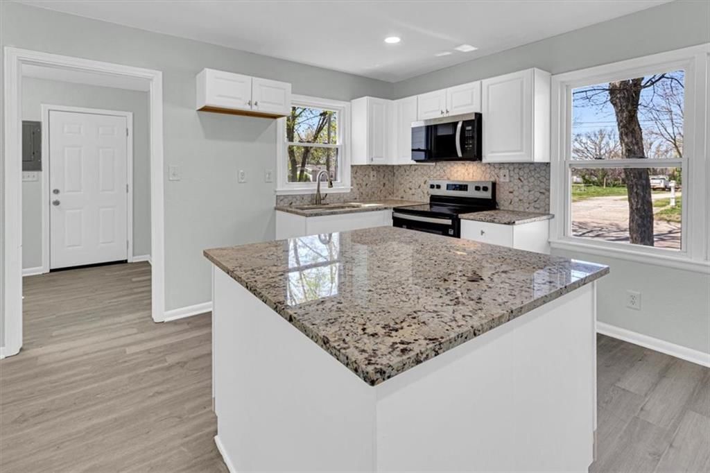 417 Martin Avenue — photo 10